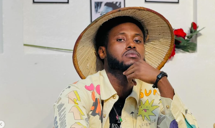 Rufisque : quatre personnes interpellées dans une affaire de trafic de drogue, dont Arona Benga d’Evenprod